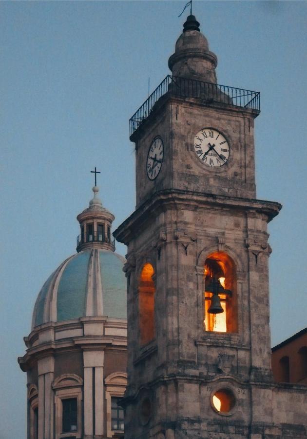 Hotel Plaza Caltanissetta Kültér fotó